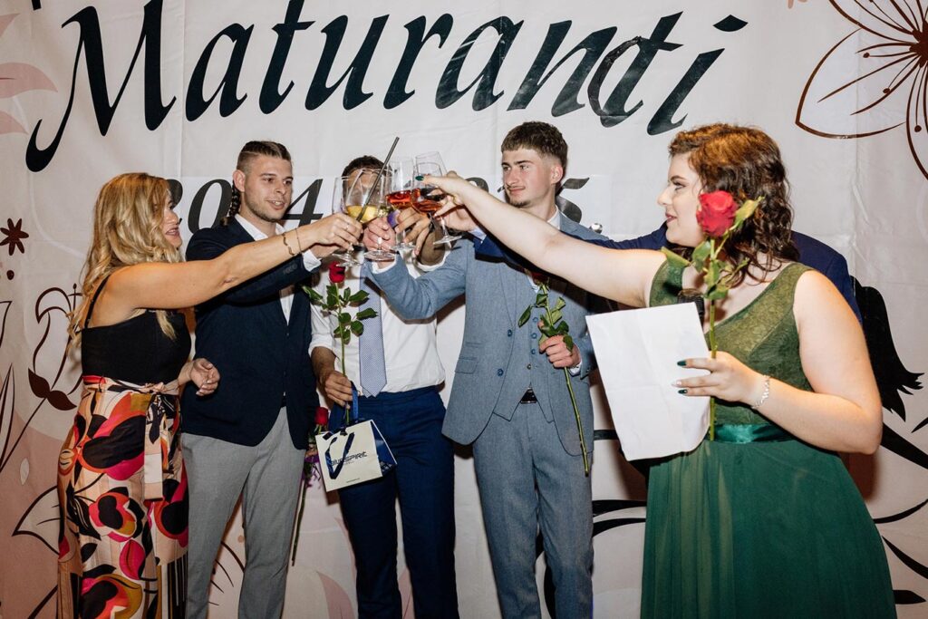 Ricordi di una serata speciale: il ballo dei nostri maturandi