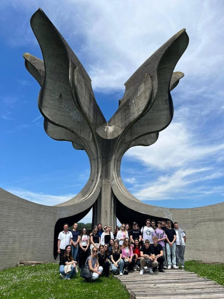 VISITA AL CAMPO DI CONCENTRAMENTO DI JASENOVAC
